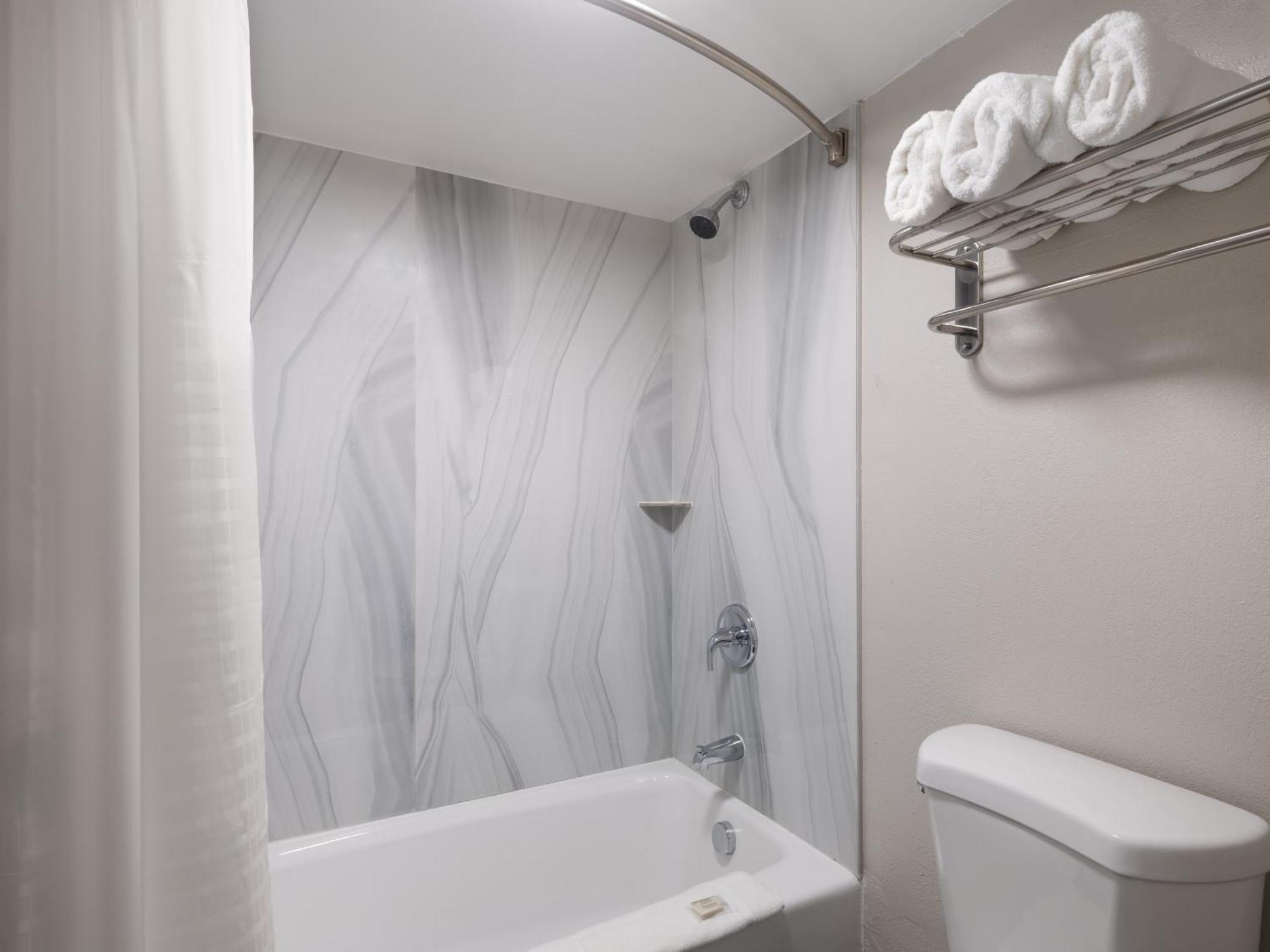 Days-Inn By Wyndham Montgomery I-85 Esterno foto