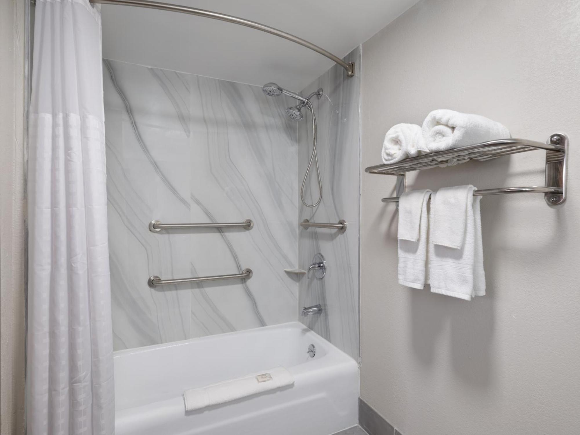 Days-Inn By Wyndham Montgomery I-85 Esterno foto