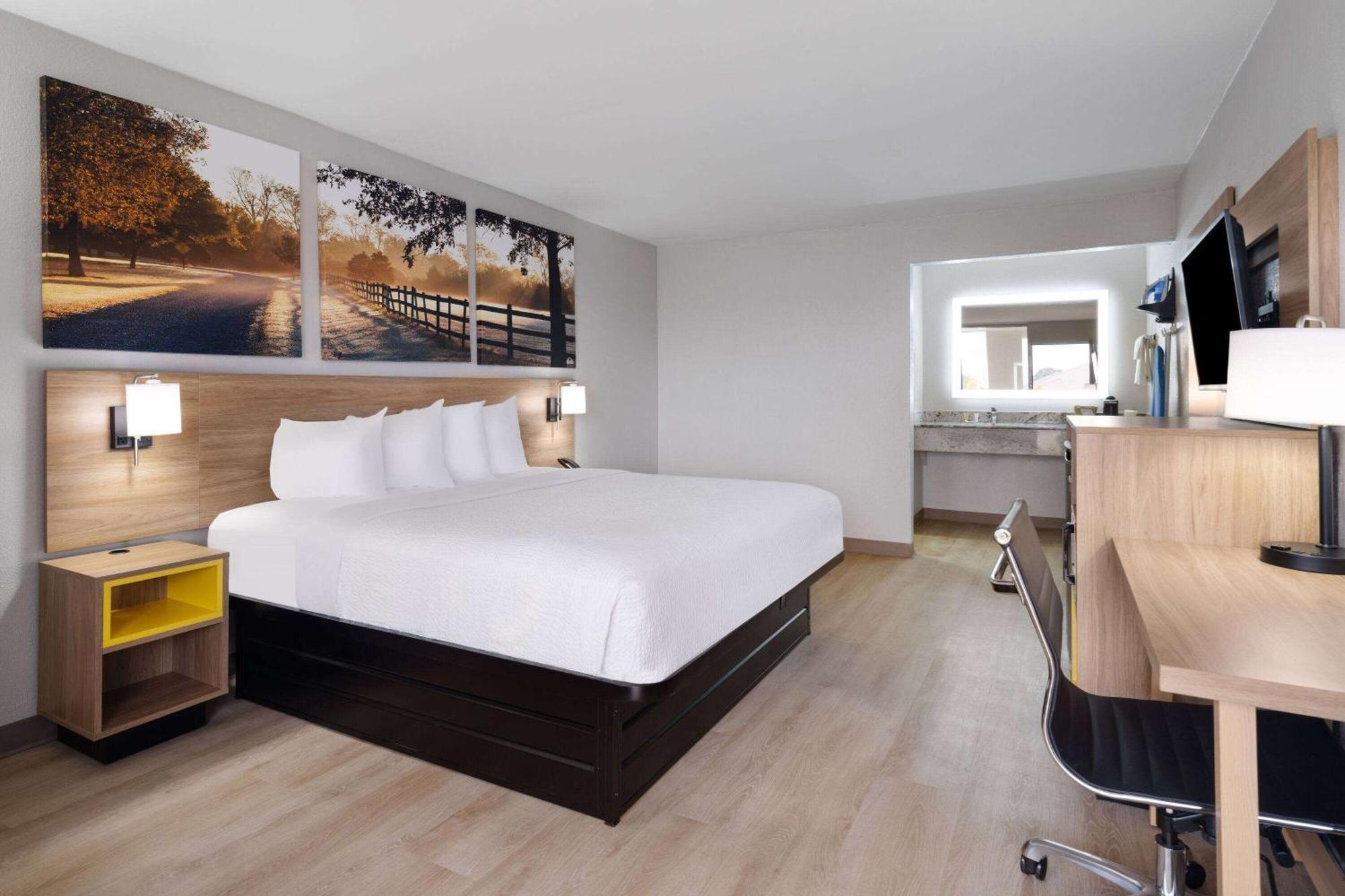 Days-Inn By Wyndham Montgomery I-85 Esterno foto
