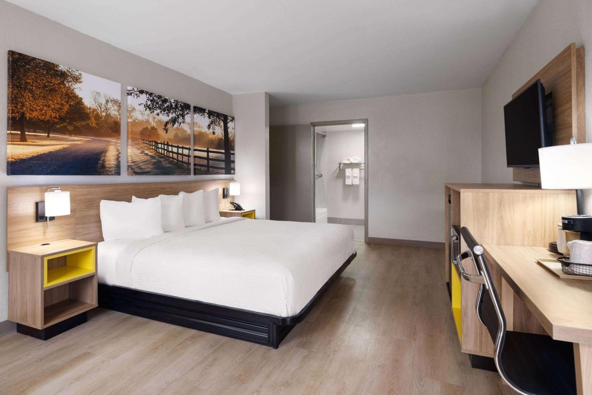 Days-Inn By Wyndham Montgomery I-85 Esterno foto