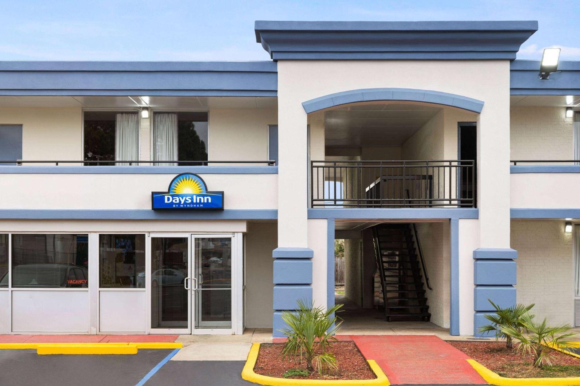 Days-Inn By Wyndham Montgomery I-85 Esterno foto